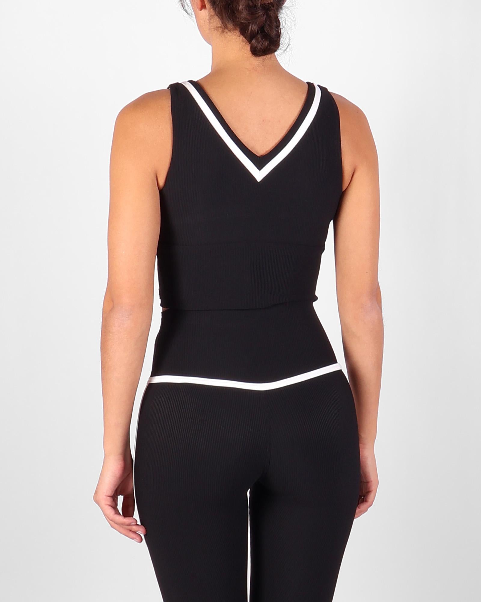 HOUSE OF GRAVITY Tops