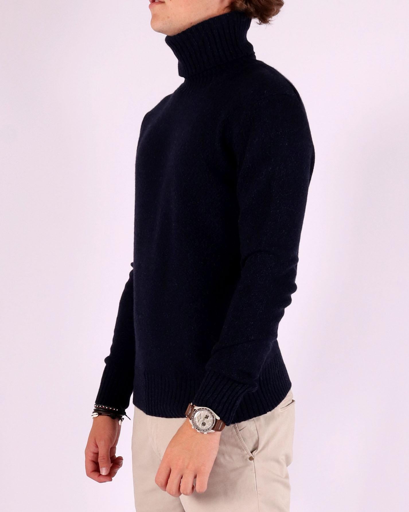 Ami Truien / Sweaters