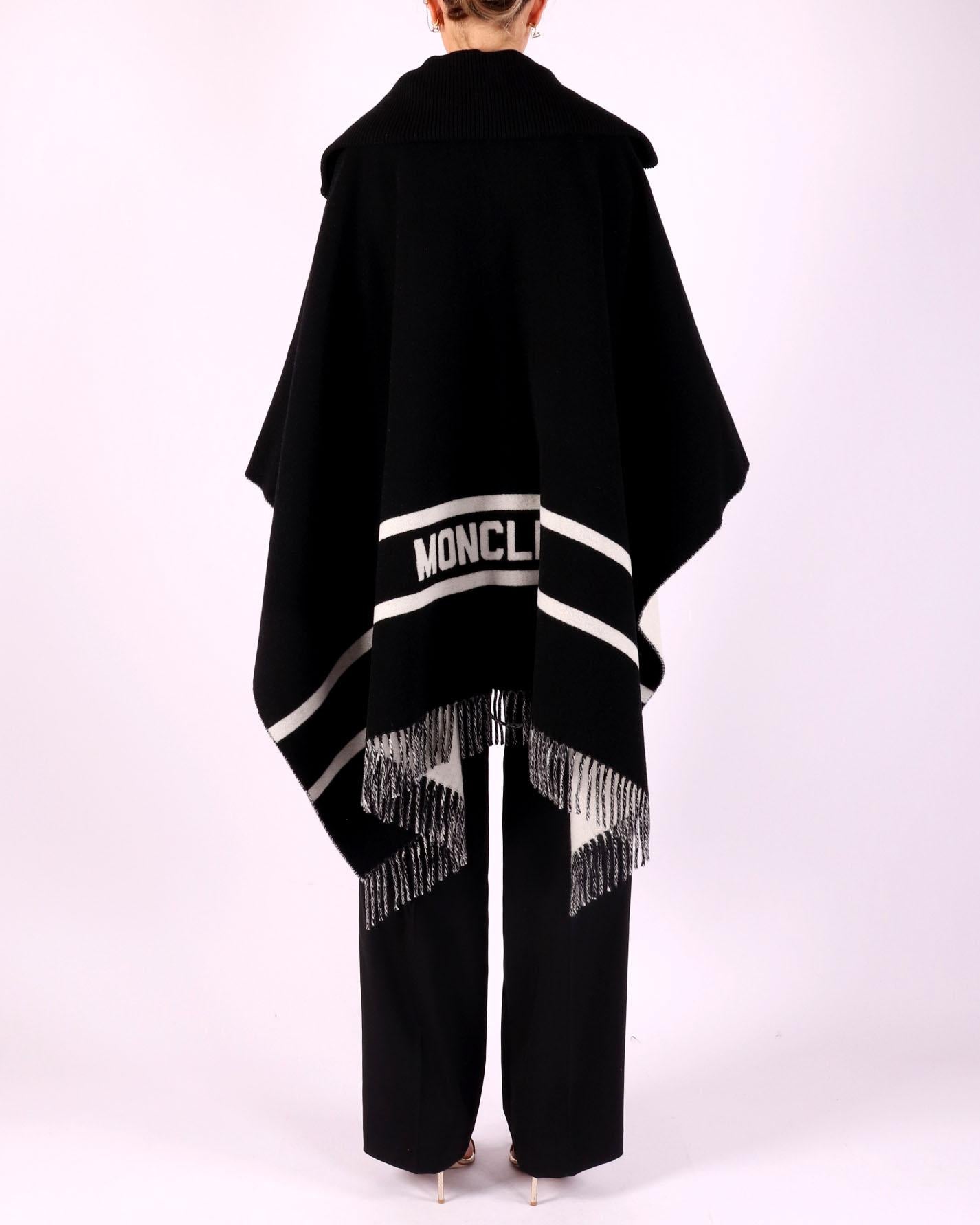 Moncler Cape
