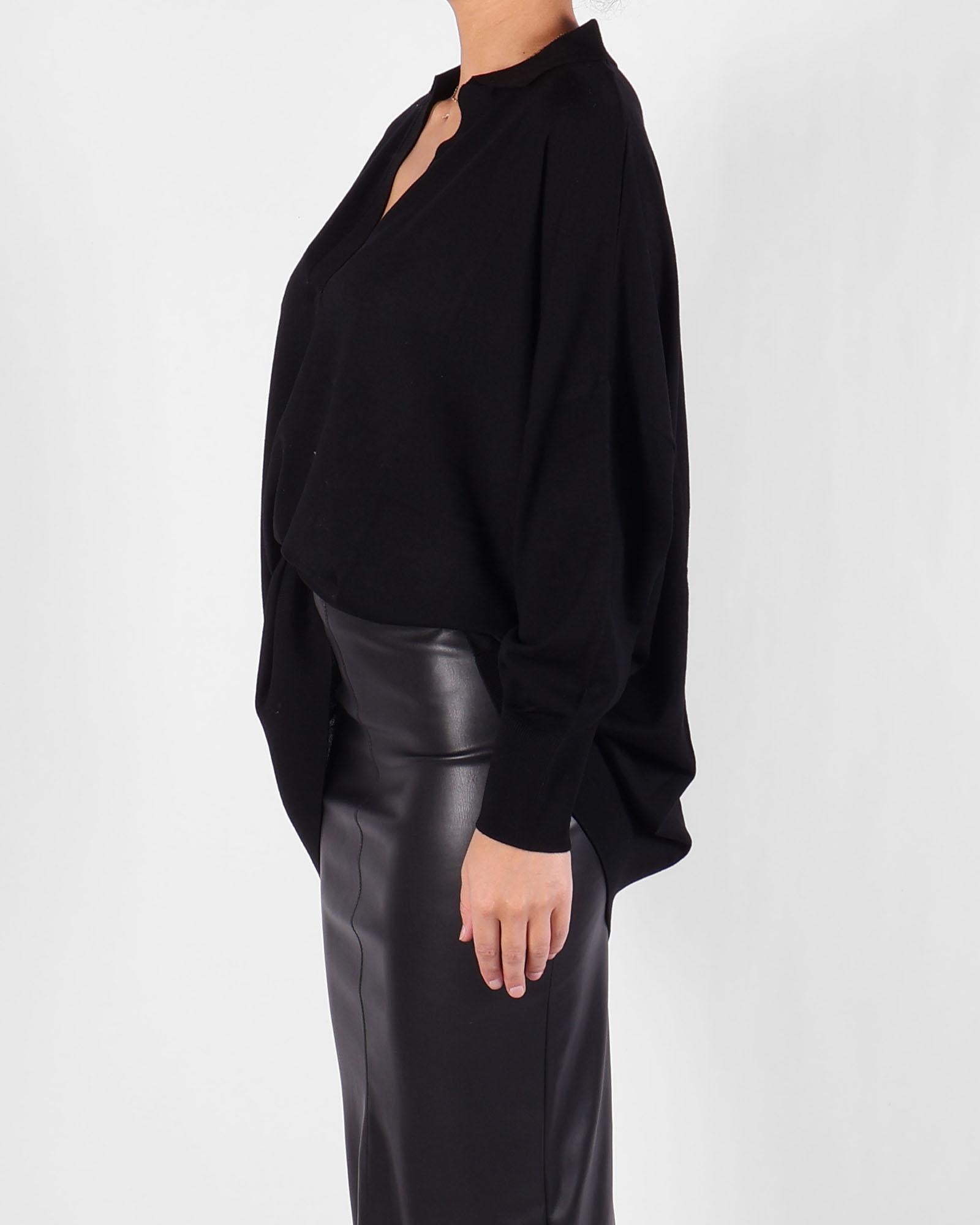 Nude pullover