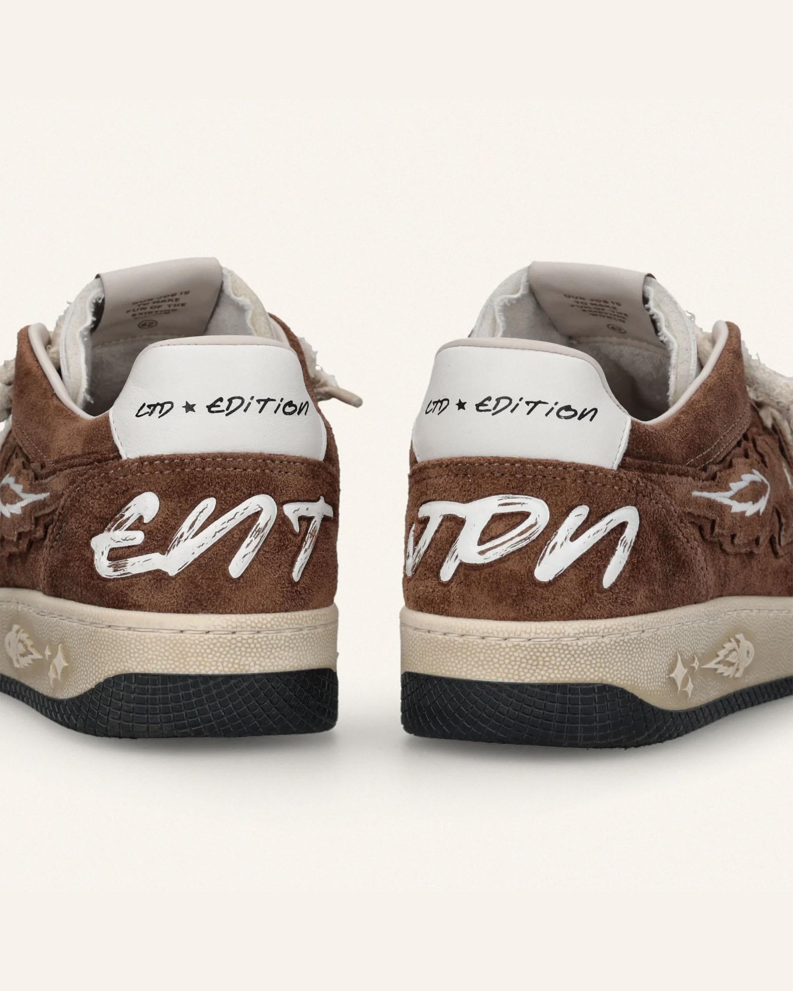 ENTJPN Sneakers
