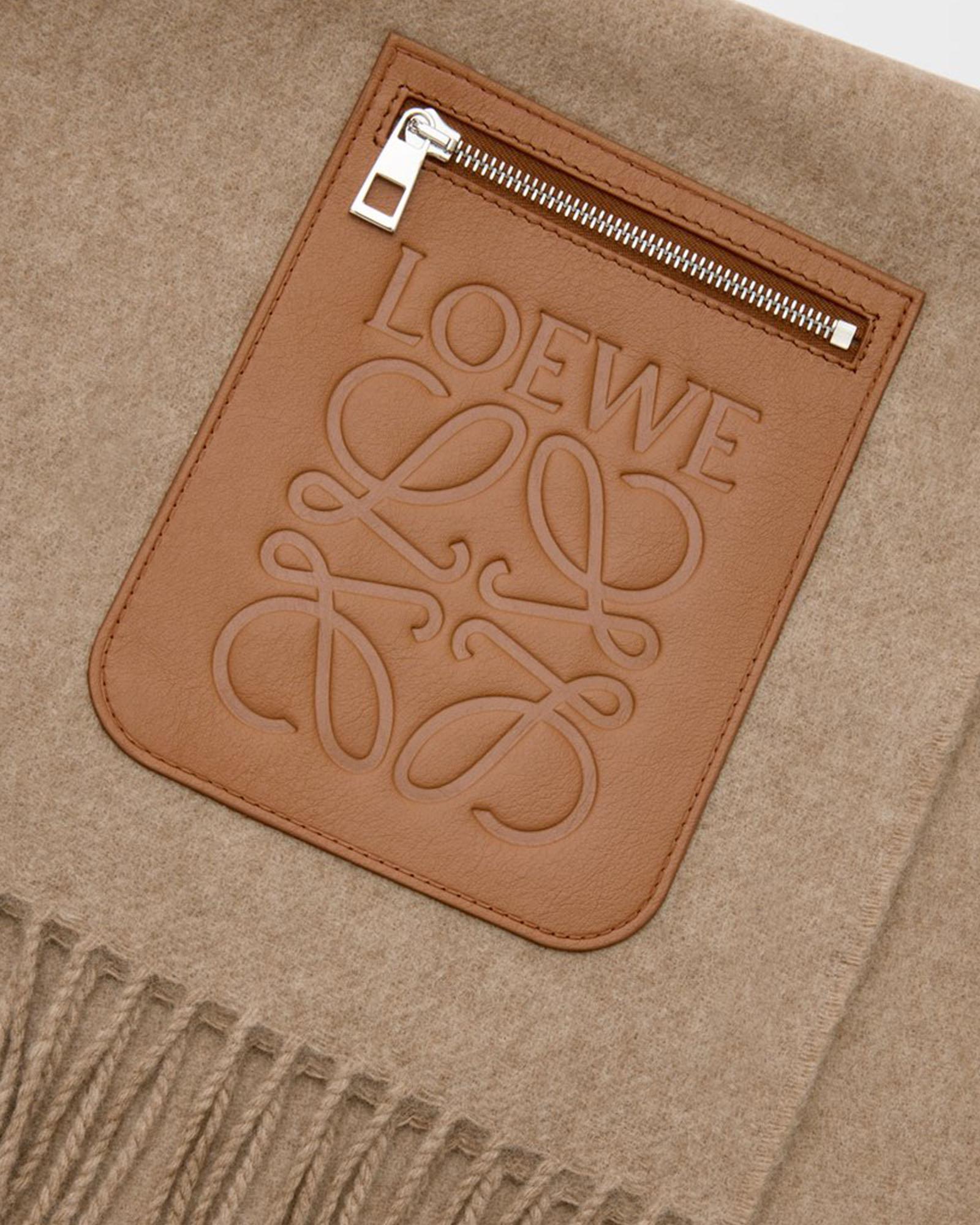 LOEWE Sjaals