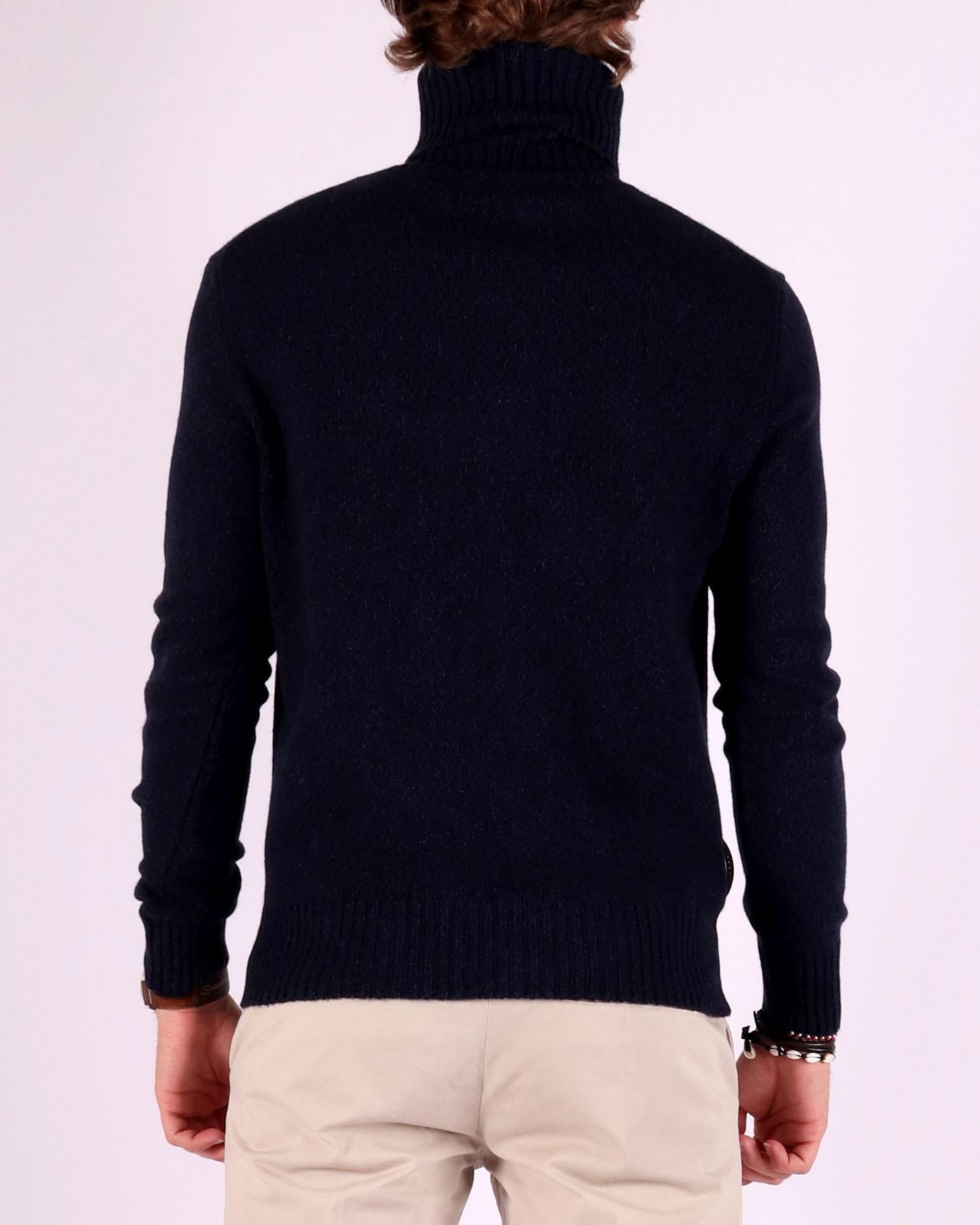 Ami Truien / Sweaters