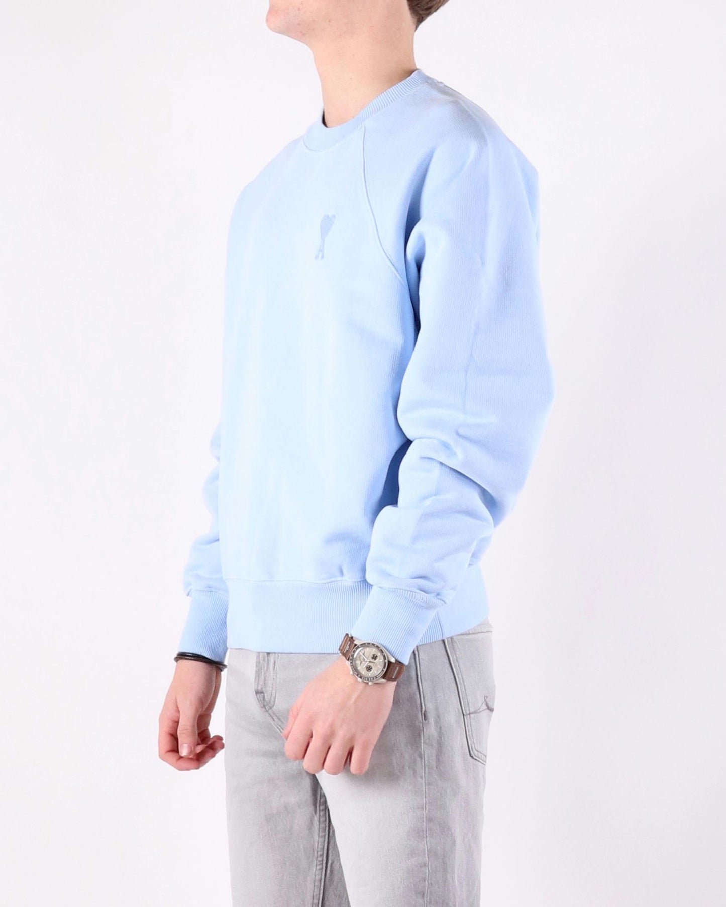Lichtblauwe herensweater van Ami met logo