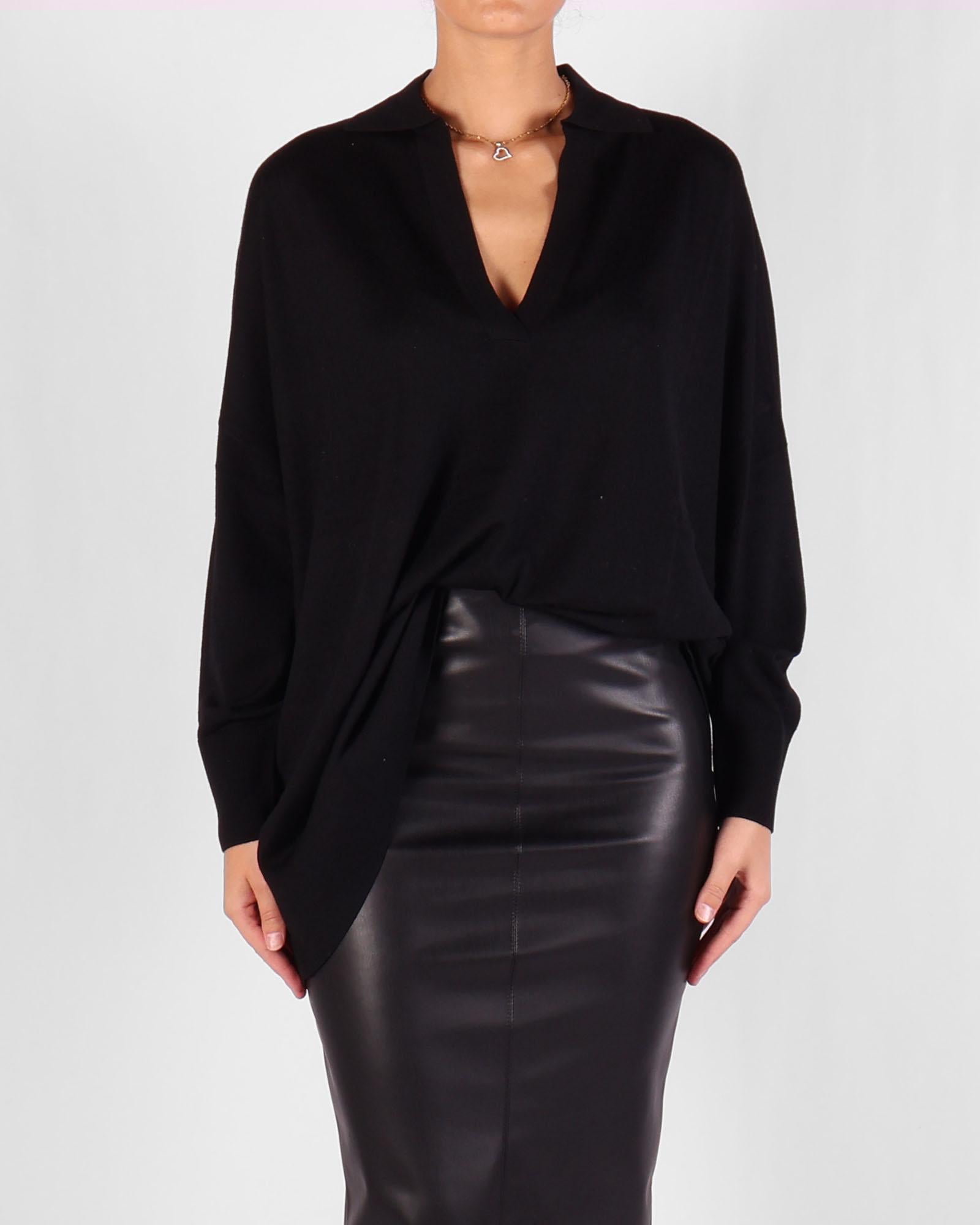 Nude pullover