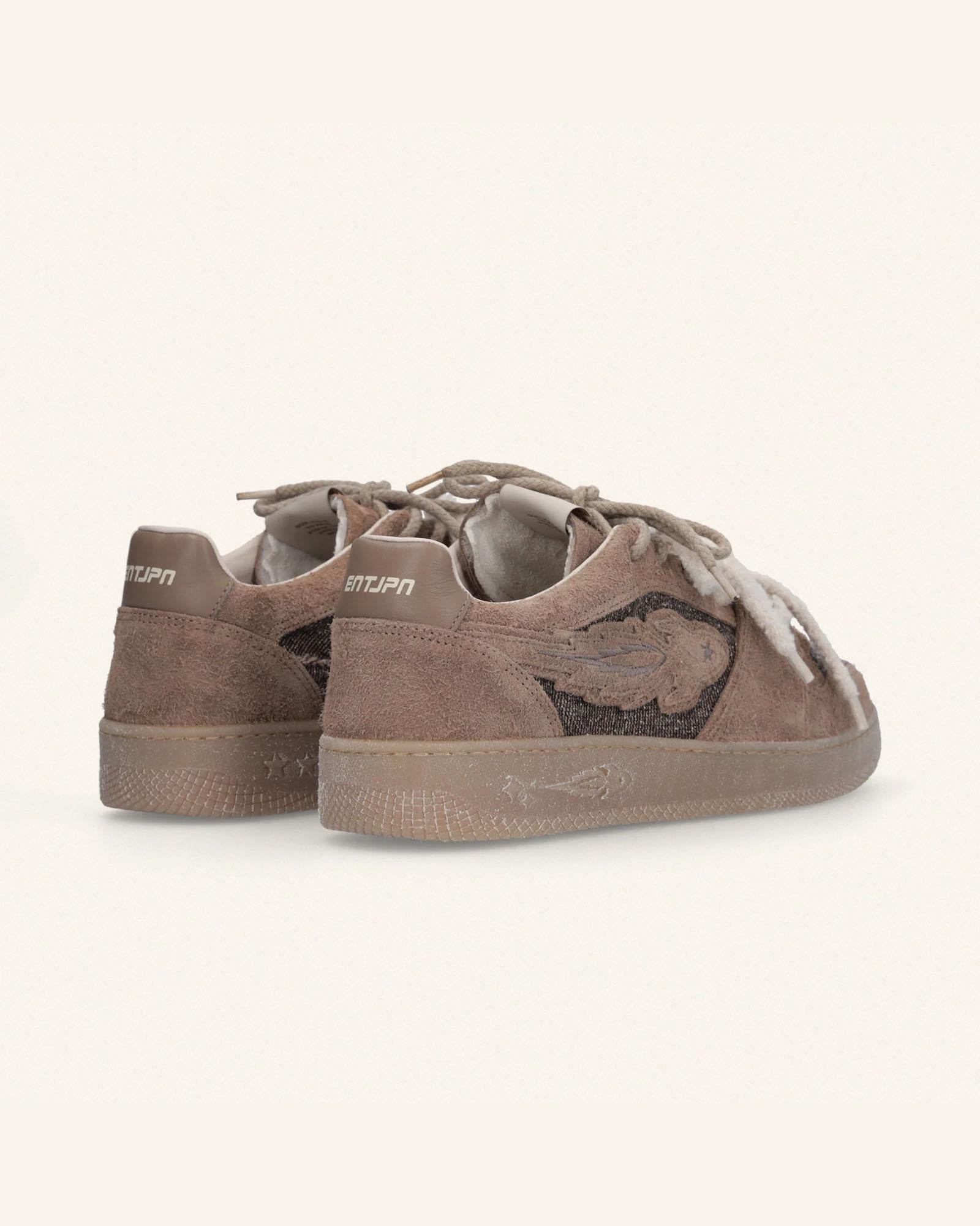 ENTJPN Sneakers