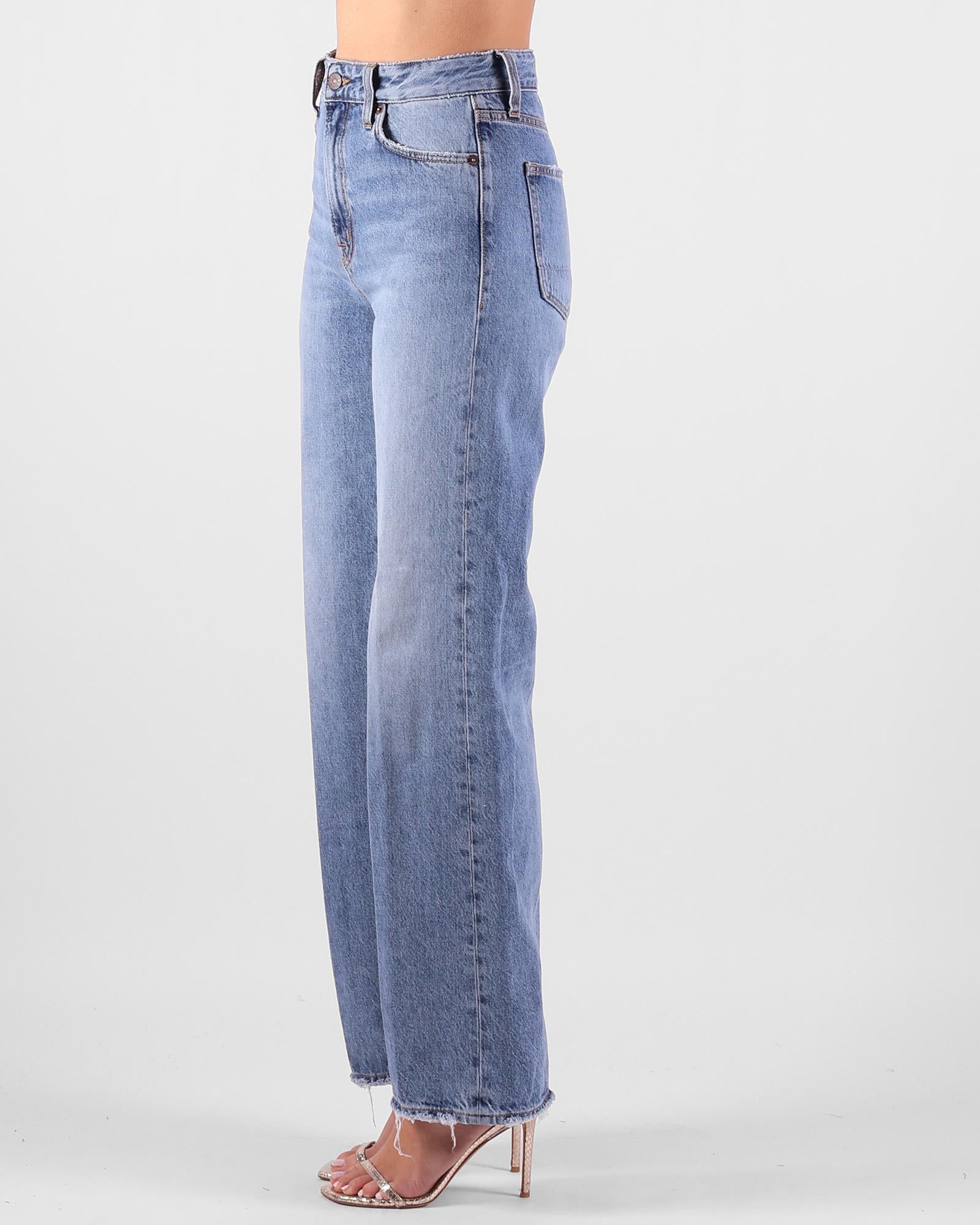 (+) PEOPLE Jeans