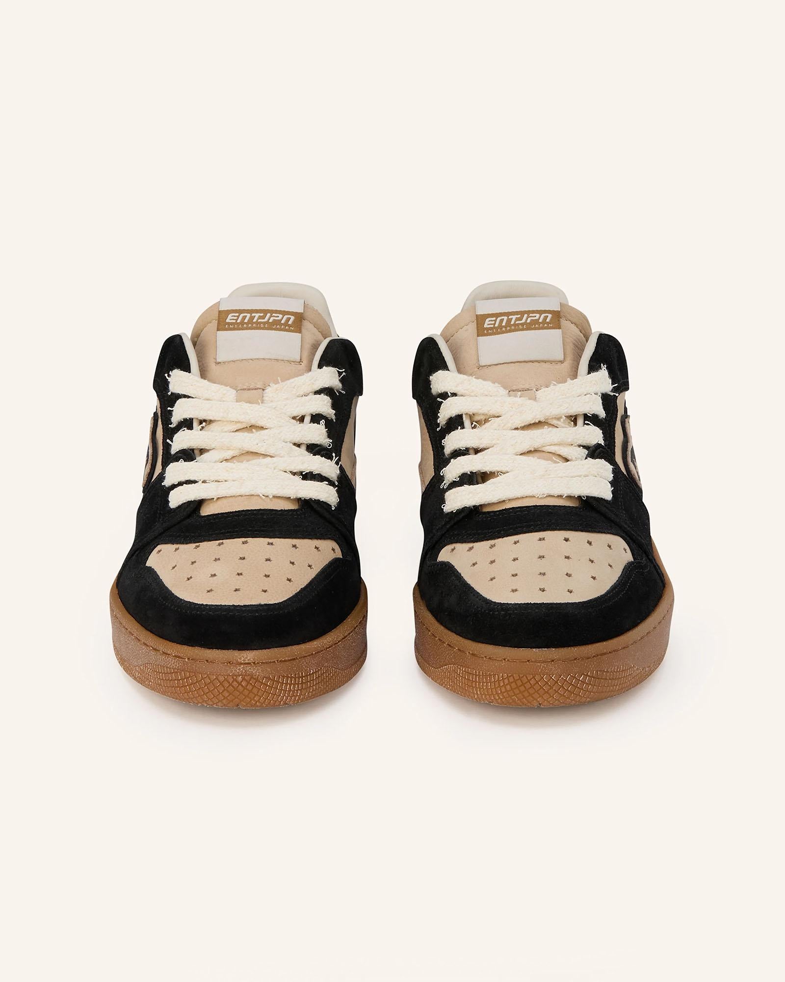ENTJPN Sneakers