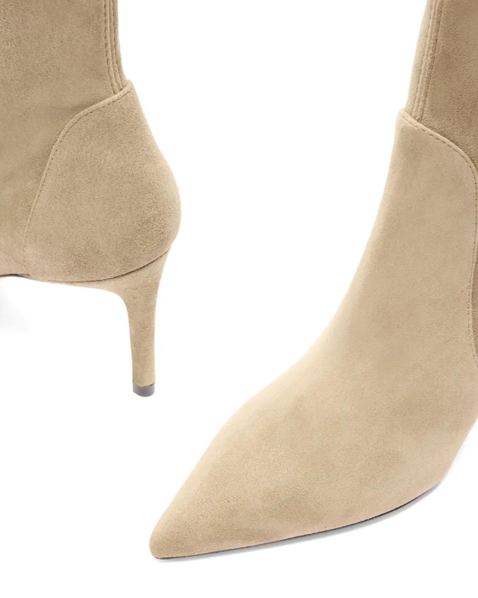 STUART WEITZMAN Heels