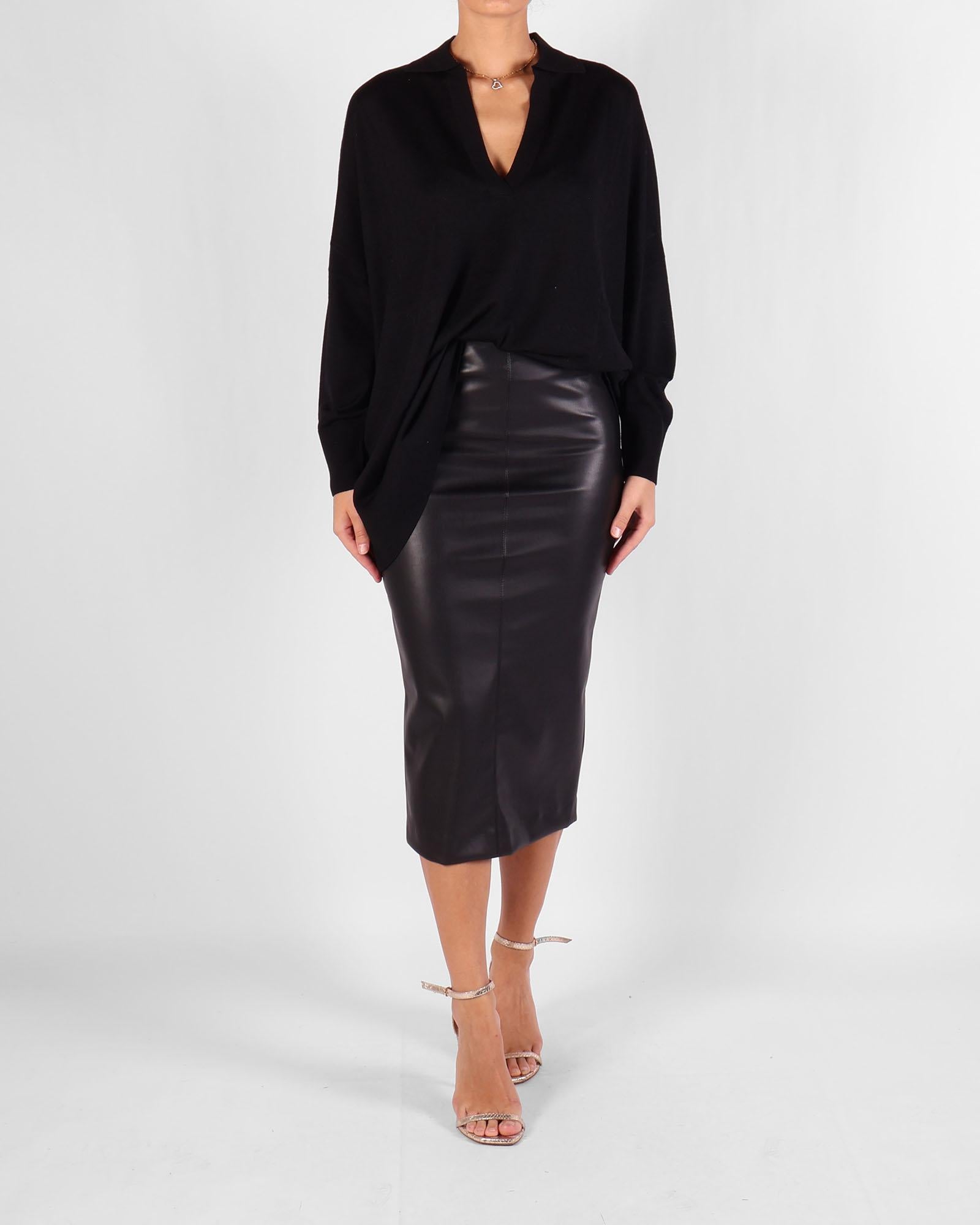 Nude pullover