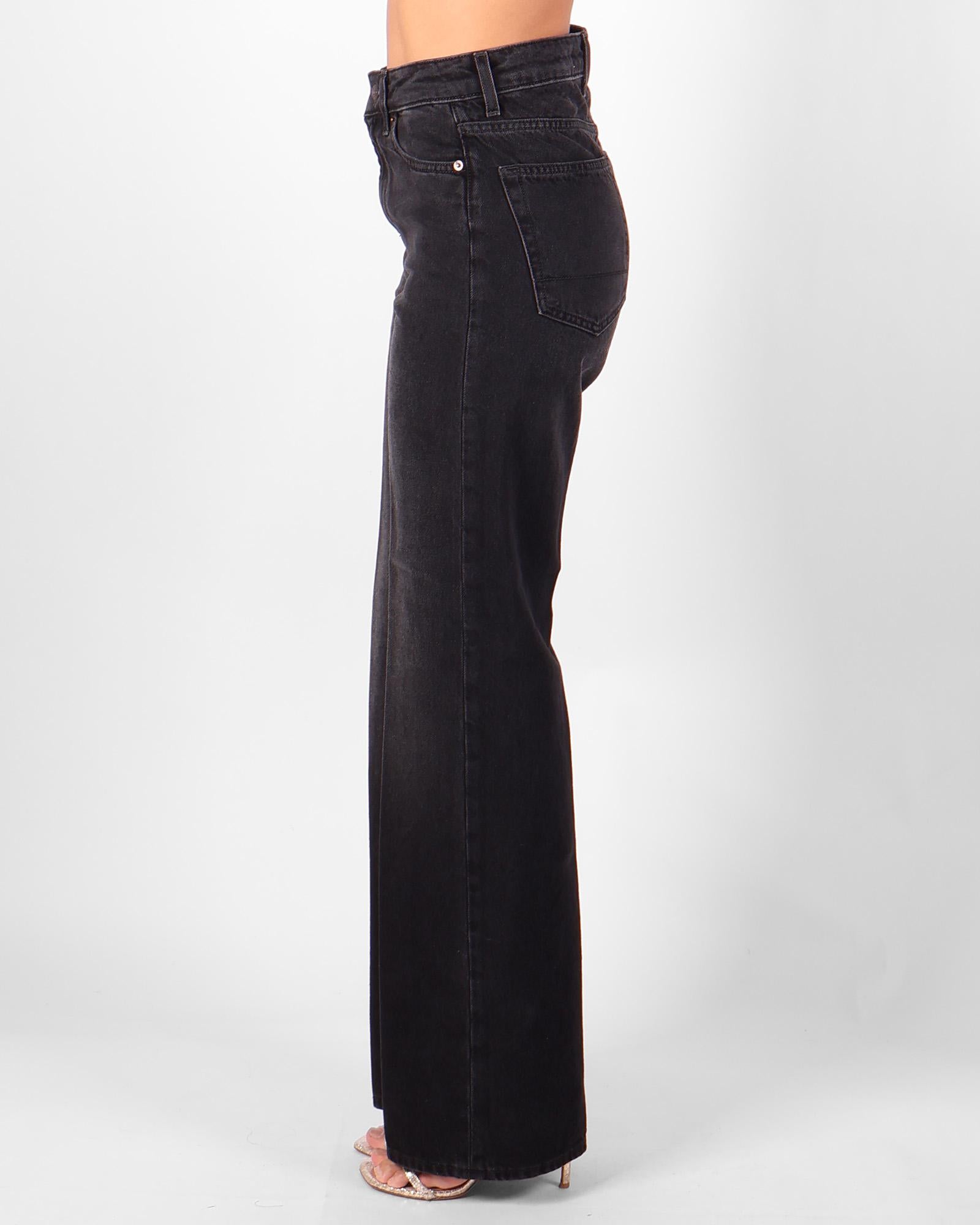 (+) PEOPLE Jeans