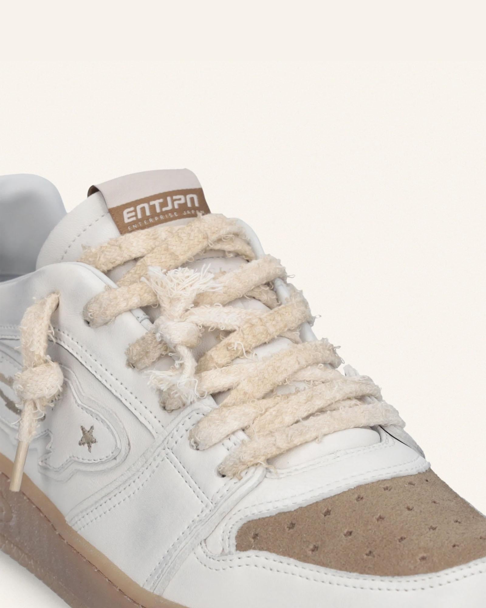 ENTJPN Sneakers