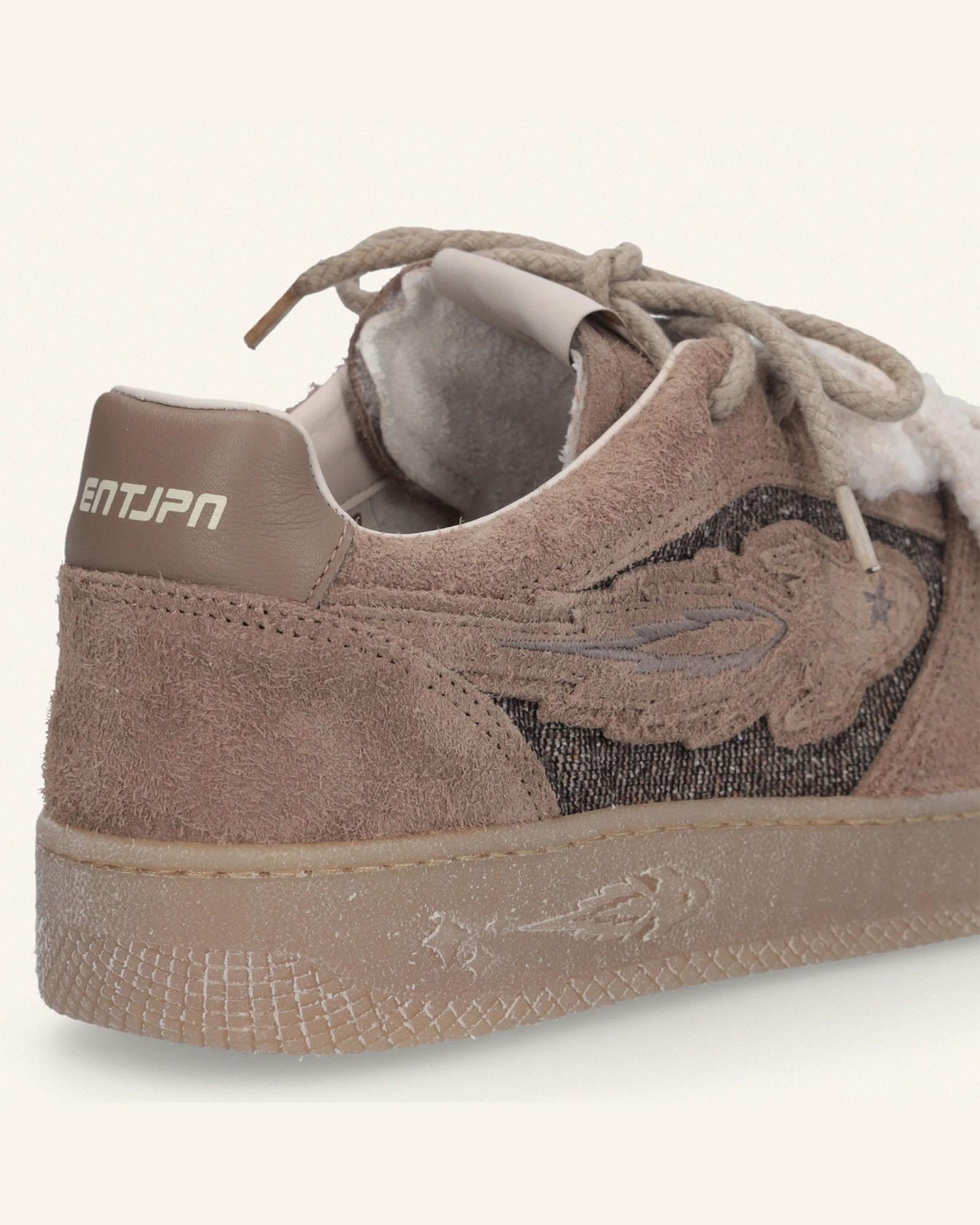 ENTJPN Sneakers