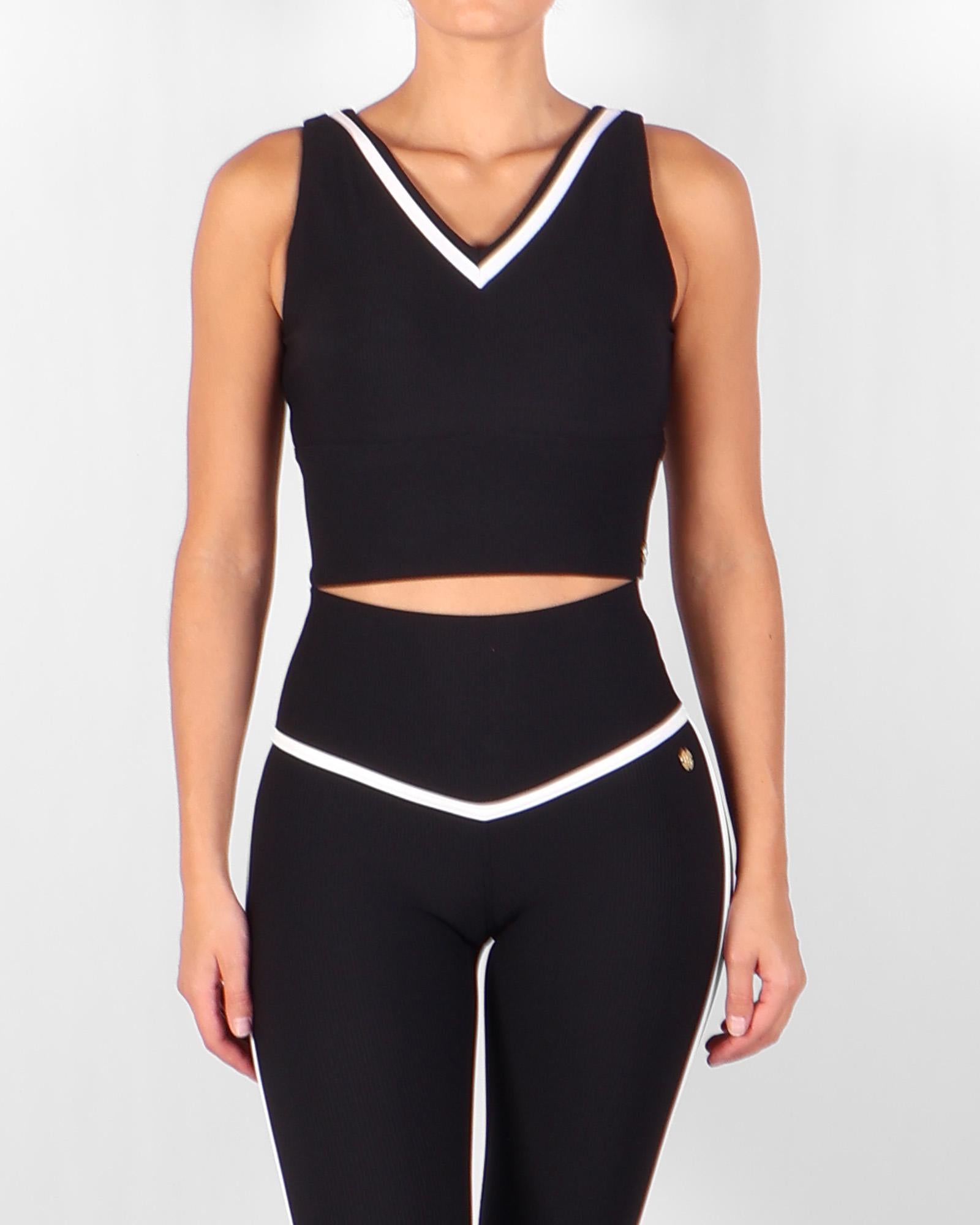 HOUSE OF GRAVITY Tops